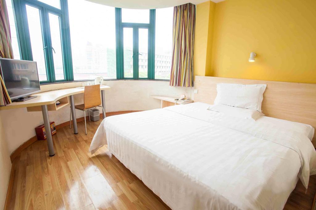 7Days Inn Hengyang West Jiefang Road University Of South China 部屋 写真